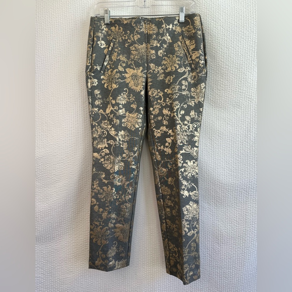 Chico's So Slimming 360 Juliet Dark Gray Gold Floral Ankle Pants Size 4 NWT